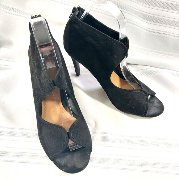 IMPO! BLACK VEGAN SUEDE LEATHER, BACK ZIP, "BUTTERFLY" FRONT HEELS, BOOTS! SZ 8M - Picture 9 of 9